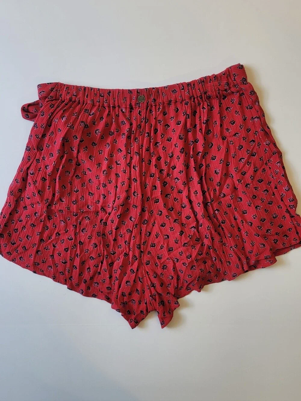 Billabong Red Floral Skirt Flirt Wrap Skort Mini Size Medium